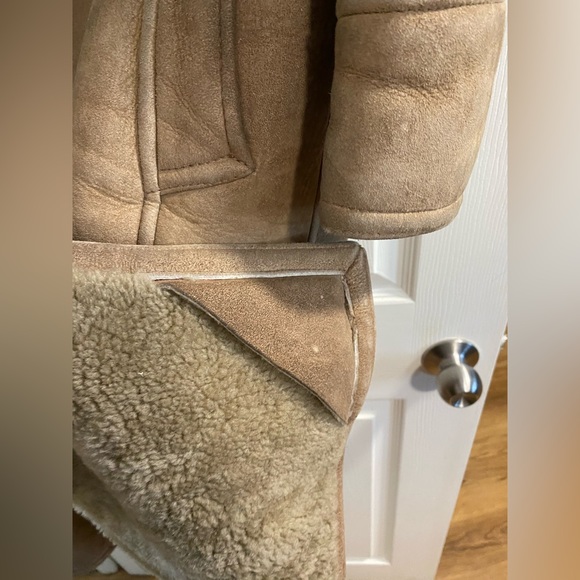 Sheep Skin Coat - Picture 6 of 6